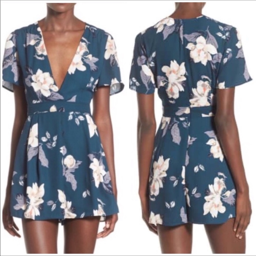 ASTR Floral V-neck Romper